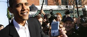 Obama-blackberry.jpg