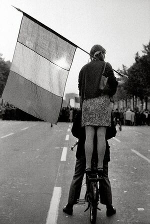 Db cartier-bresson-paris-1968.jpg