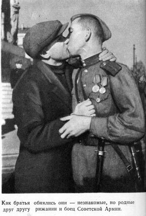 Sovietkiss.jpg