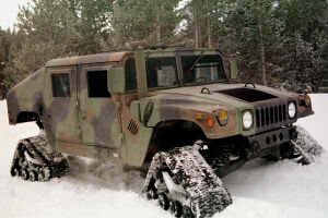 Humvee-in-snow 600.jpg