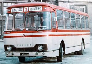 Liaz 677 predserijnyj.jpg