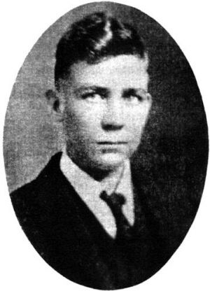Robert E. Howard in 1923.jpg