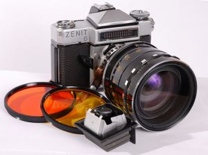 Zenit-the-best-photocamera.jpg