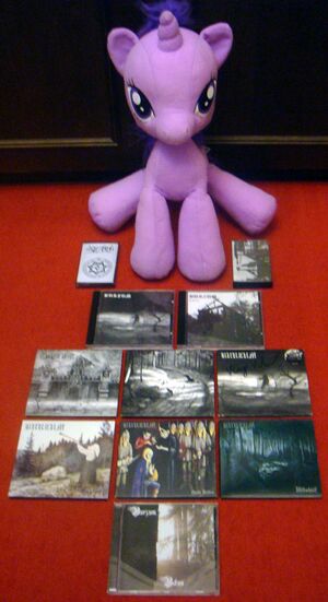 Burzum-cassette-cd-collection-merchan.jpg