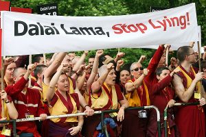 Dalaii-lama-stop-lying.jpg