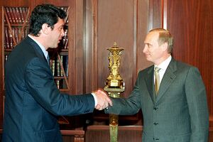 Vladimir Putin with Boris Nemtsov-1.jpg