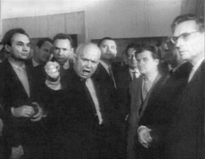 Hruschev raznosit.jpg