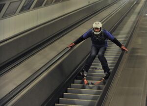 Escalatorskiride.jpg