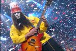 Пиндосский гитараст Buckethead. Поди пойми, противник или сторонник