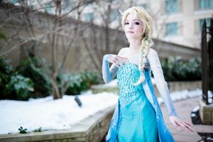Frozen cosplay 05.jpg