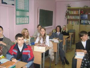 Никита Литвинков в школе.jpg