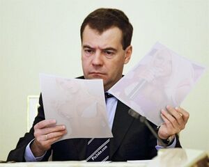 Medvedev-sambuka.jpg
