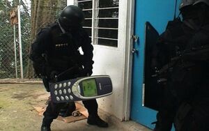 Nokia3310Specnaz.jpg